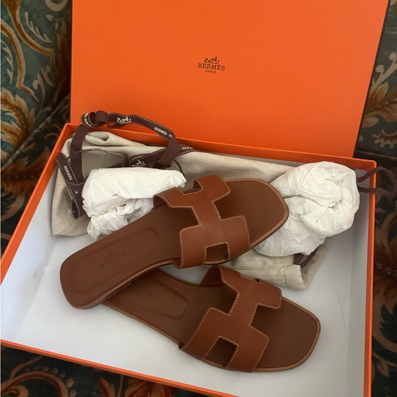 Hermès Brown Sandals - Picture 1 of 4